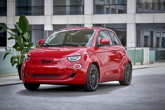 Fiat500e_NorthAmerica1.jpg