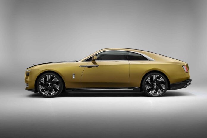 3_SPECTREUNVEILED–THEFIRSTFULLY-ELECTRICROLLS-ROYCE_PROFILE.jpg