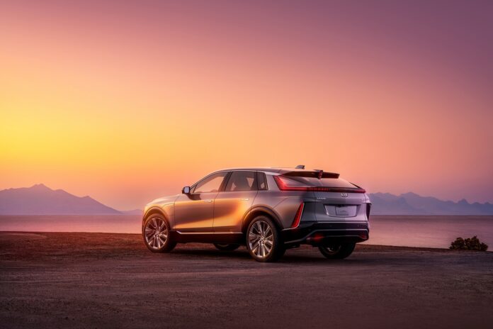 2023-Cadillac-LYRIQ-305.jpg