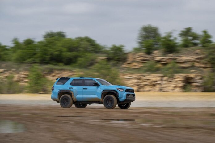 Toyota-4r.jpg