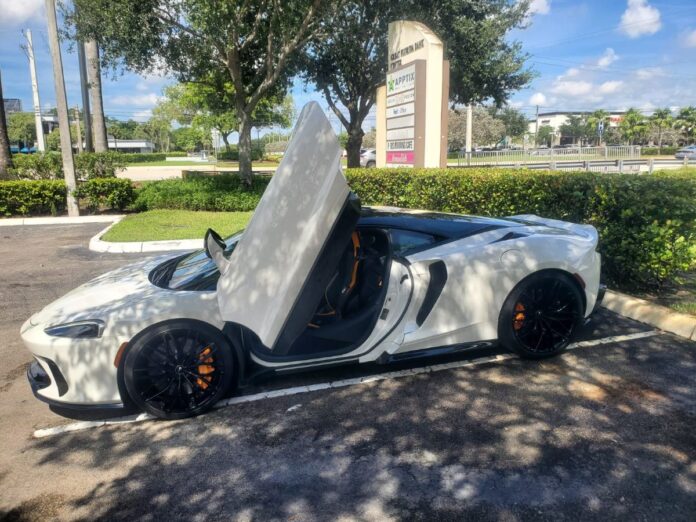 MC-Laren.jpg